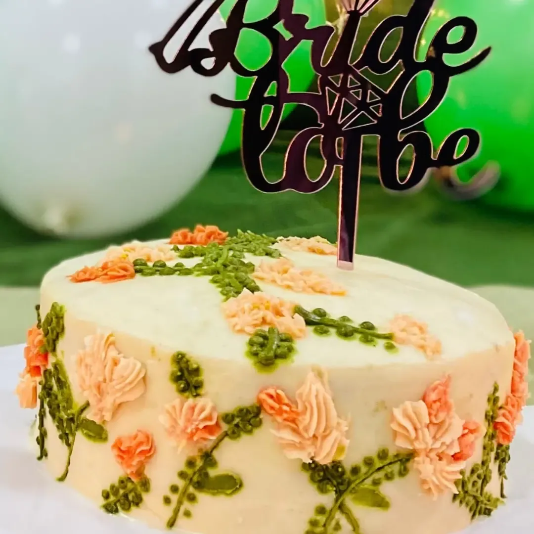 Engagement cake